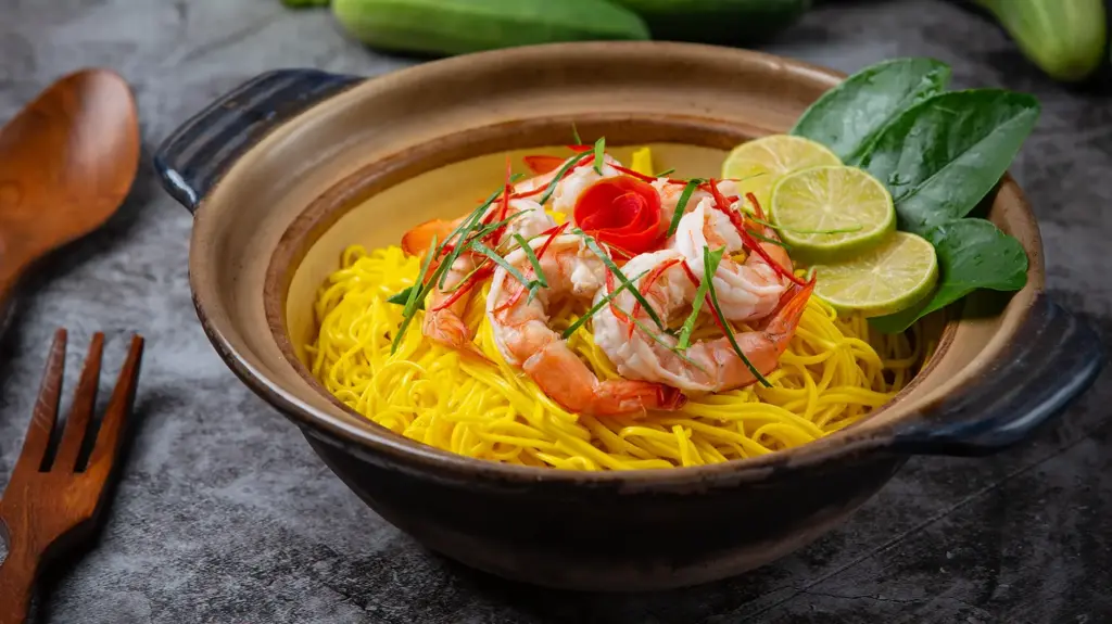 Khao Soi (ข้าวซอย)