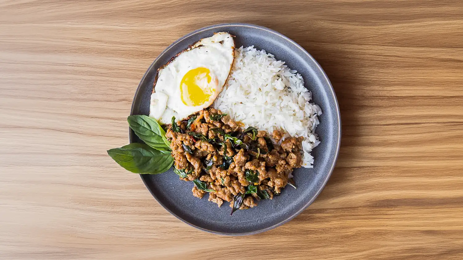 Pad Krapow (Thai fried rice with basil)